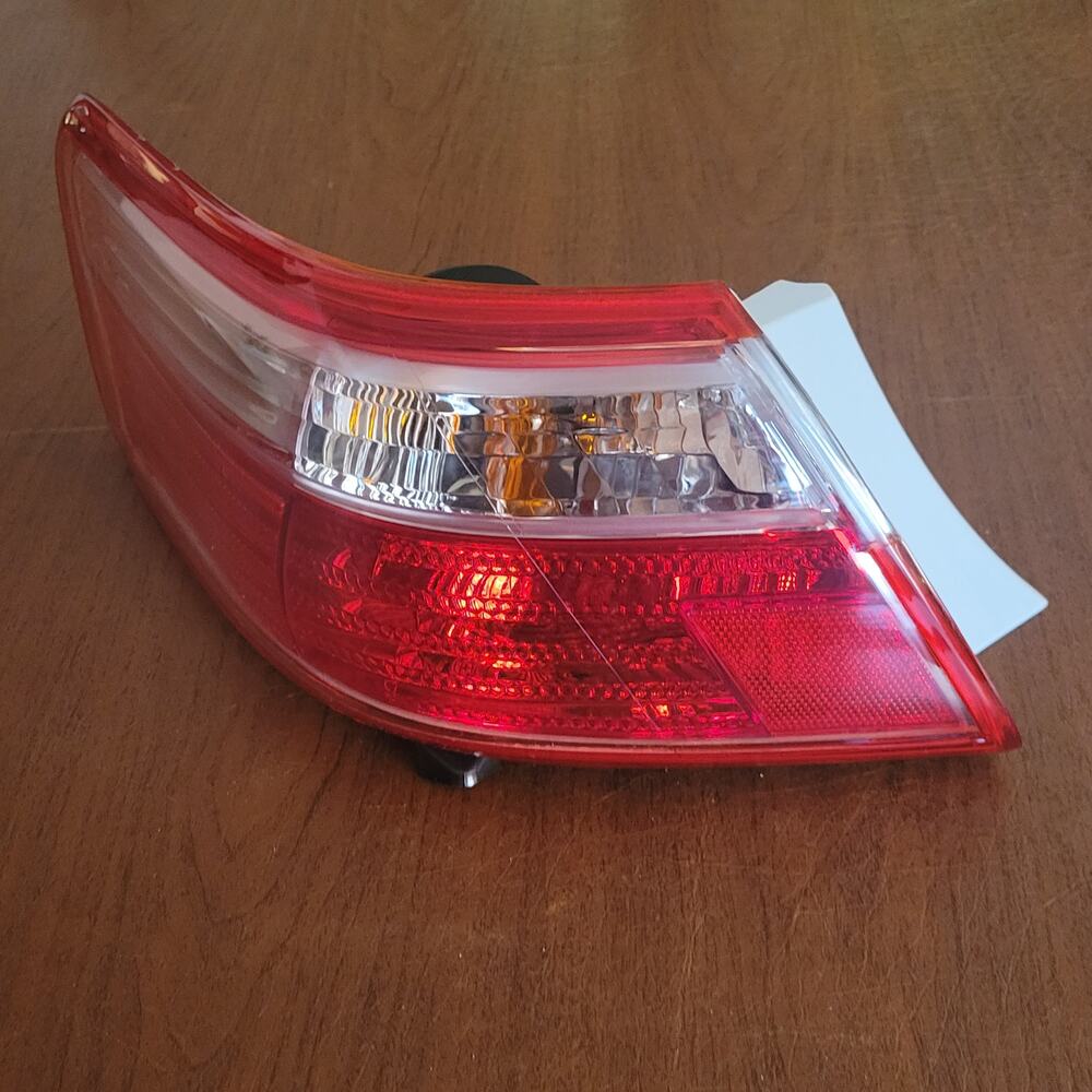 Tail Light Taillamp Left Rear Driver Side LH For 2007 2008 2009 Toyota Camry